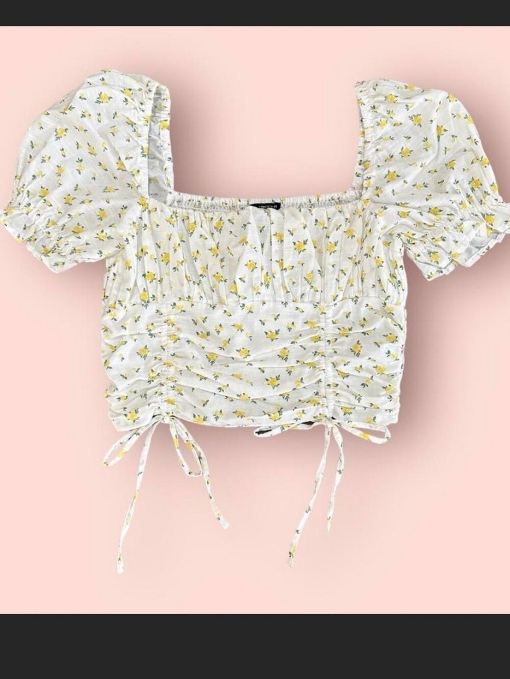 Forever 21 Yellow and White Dainty Floral Crop Top Size Small